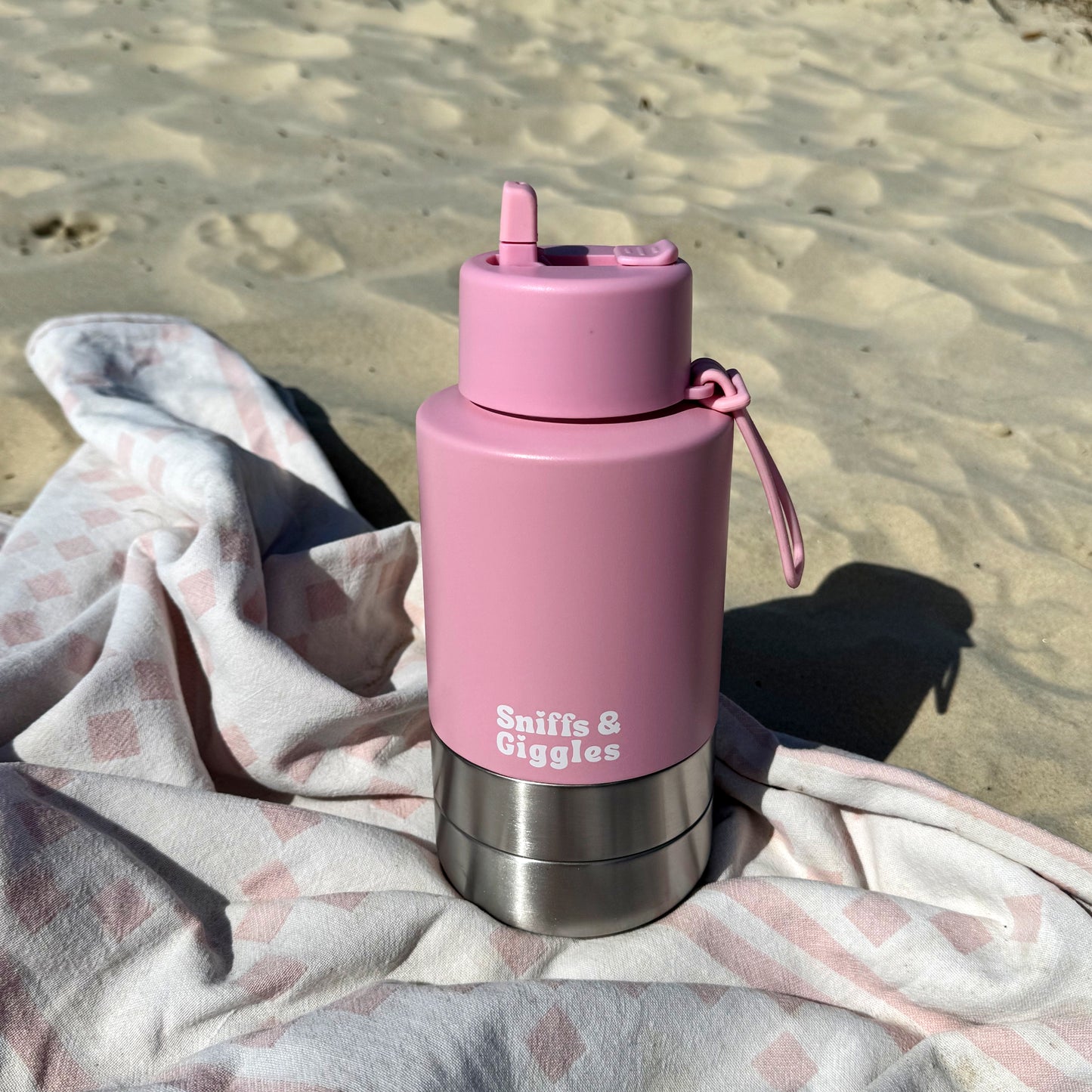 Walkabout Water Bottle - Lily (Light Pink) image 2