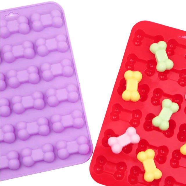 Boned Treat Mould image 4