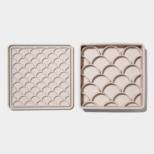 3-in-1 Scale Slow Feeder - Sand