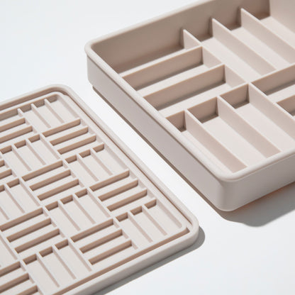 3-in-1 Parquet Slow Feeder - Sand