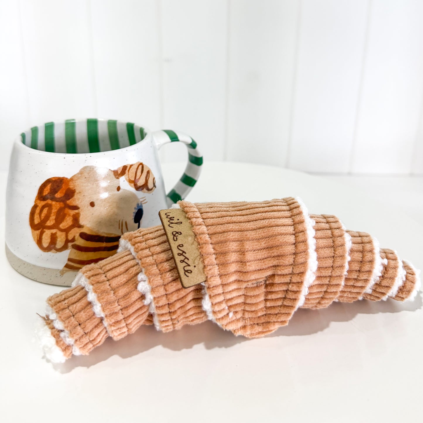 Sniffle Croissant